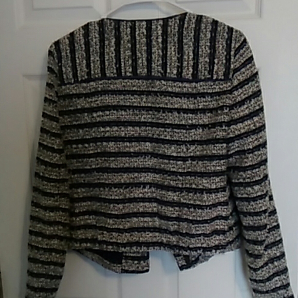 Ladies Jacket - Picture 3 of 3